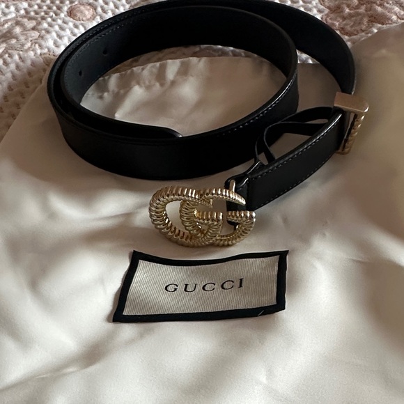 Gucci Black Belt 75 with Gold torchon GG Buckle - Picture 1 of 1
